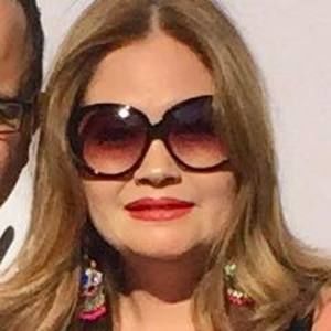 Meet your Posher, Claudia